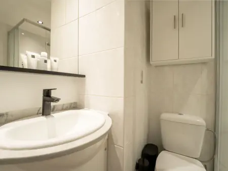 White Mountains Retreats : studio vue ville à Blankenberge : photo 19