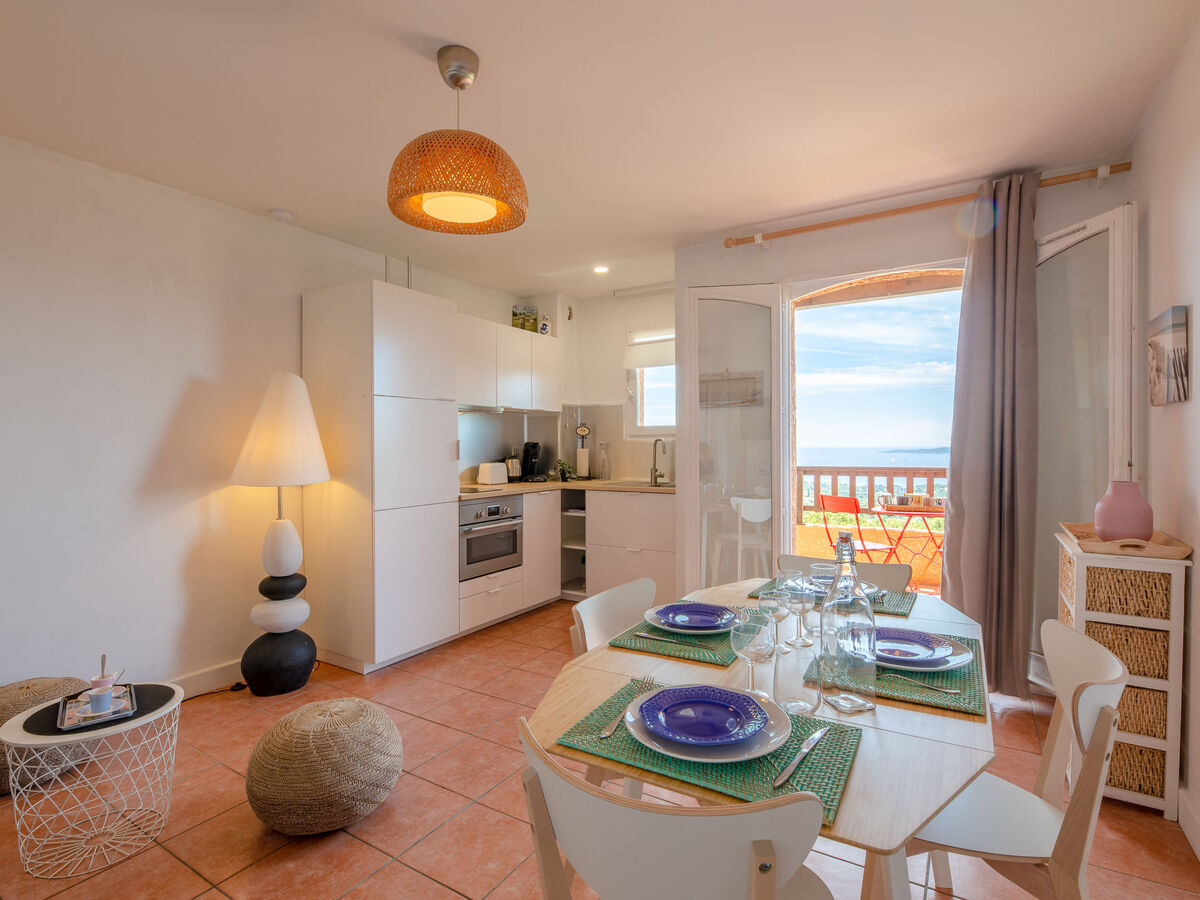 Apt 3 pièces rénové 2024, vue mer aux Issambres - Photo 2