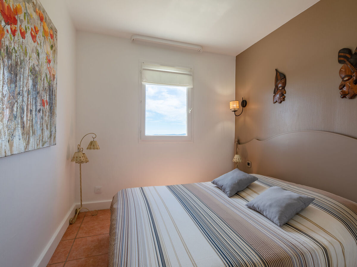 Apt 3 pièces rénové 2024, vue mer aux Issambres - Photo 3