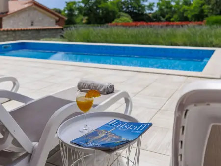 Villa Wruss à Labin : maison 5 pièces piscine privée : photo 23