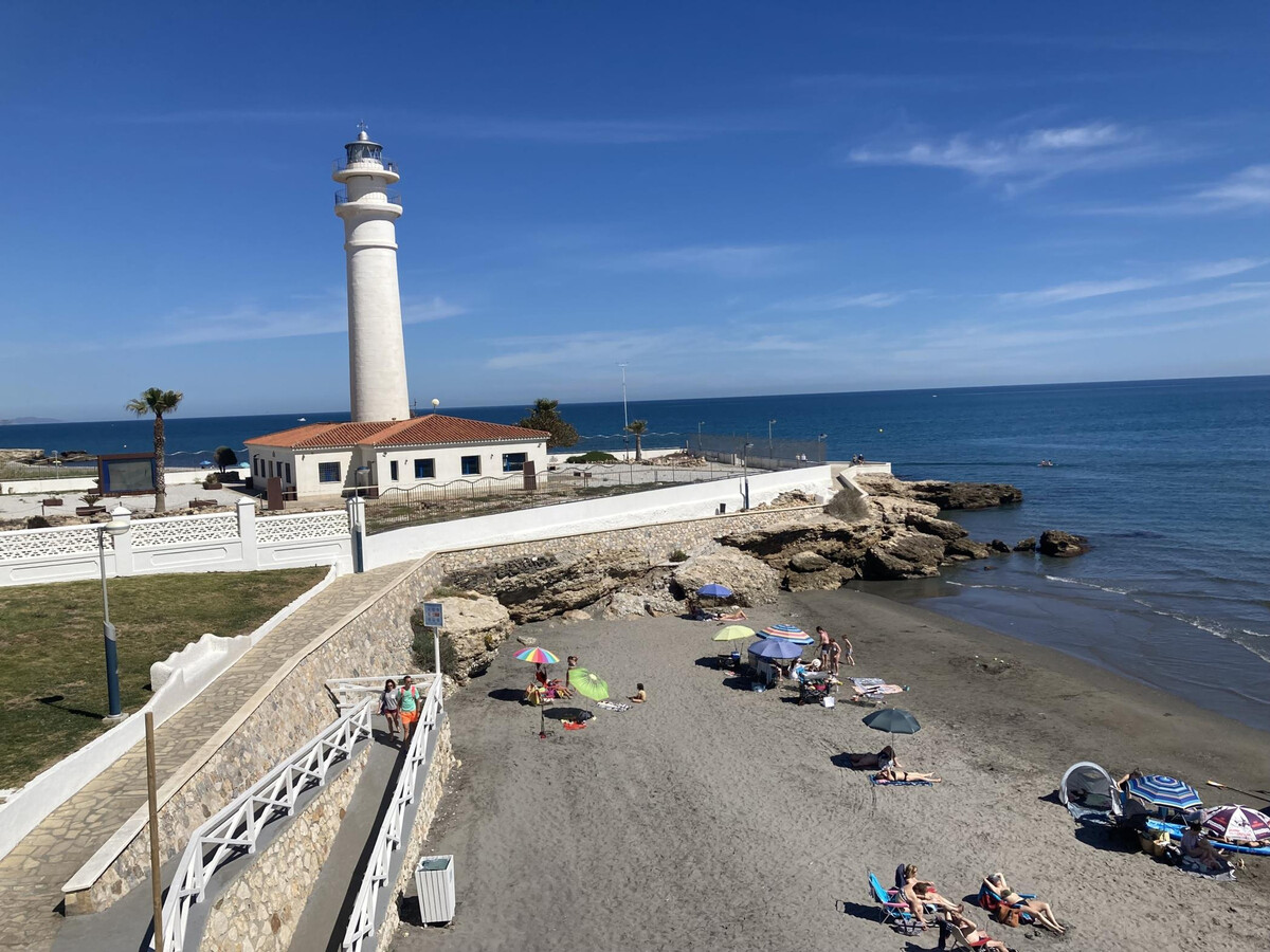 Appartement neuf première ligne de plage à Torrox Costa - Photo 23