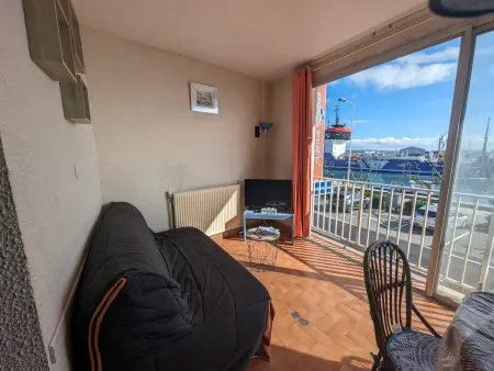 Location appartement à Port la Nouvelle, Appartement T4 proche plage et commerces, 80m2, 6 pers, lave-linge, TV