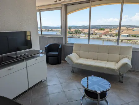 Location appartement à Port la Nouvelle, Grand T2 Climatisé 36m² avec Parking à 450m de la Plage - 4 Pers