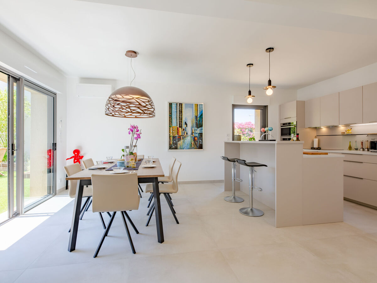 Maison Akemi rénovée 2024, piscine chauffée à Sainte-Maxime - Photo 2