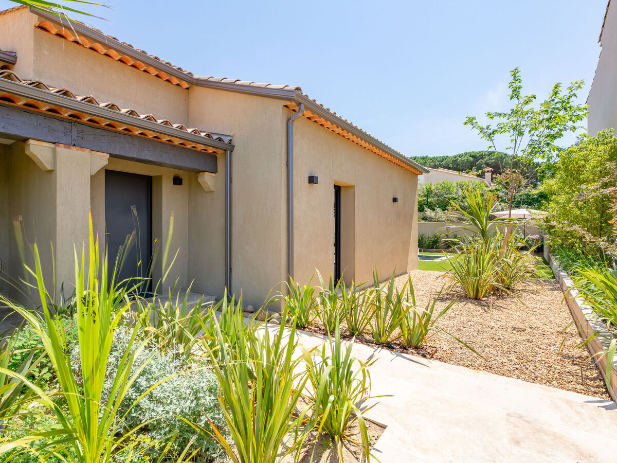 Maison Akemi rénovée 2024, piscine chauffée à Sainte-Maxime - Photo 25