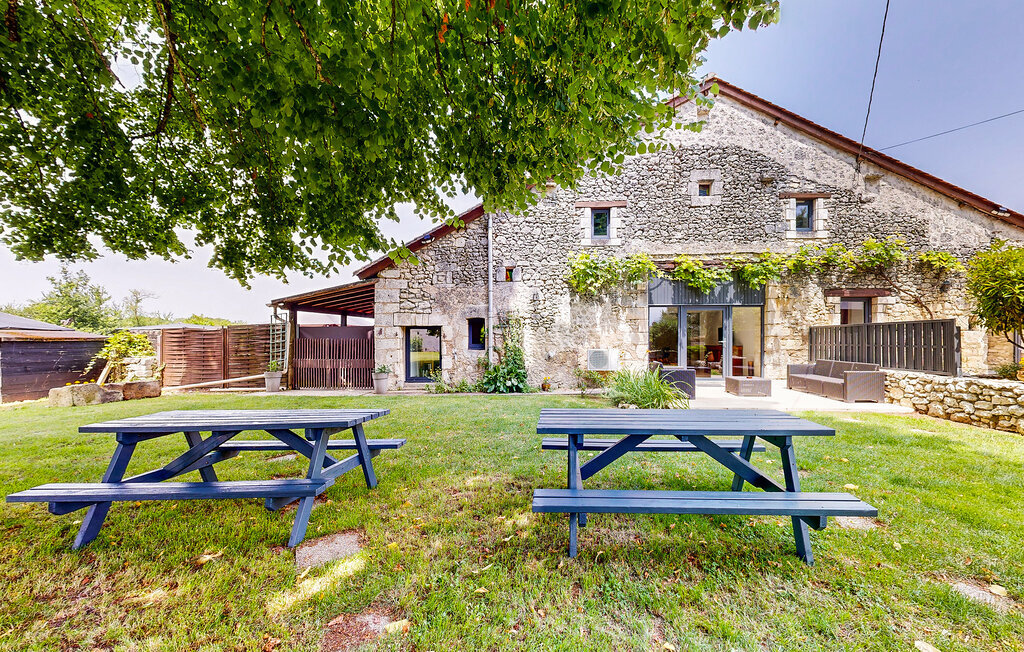 Maison en pierre avec piscine à Mareuil en Périgord - Photo 1