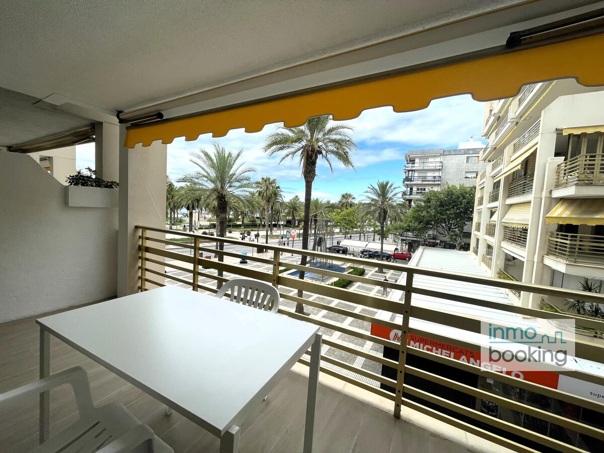 Appartement rénové vue mer à Salou, climatisation - Photo 10