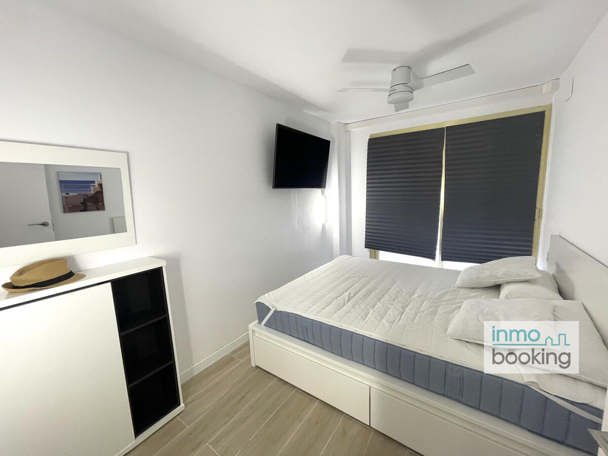 Appartement rénové vue mer à Salou, climatisation - Photo 12