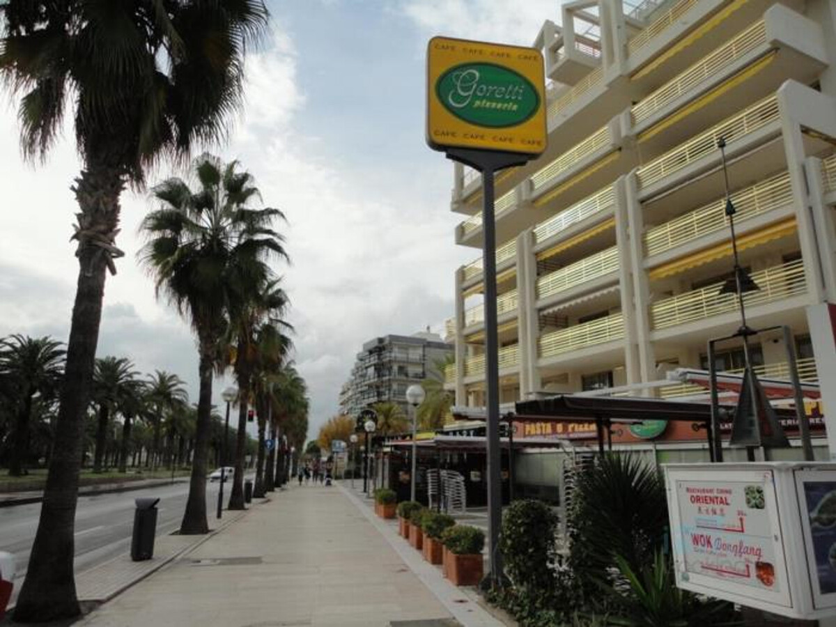 Appartement rénové vue mer à Salou, climatisation - Photo 23
