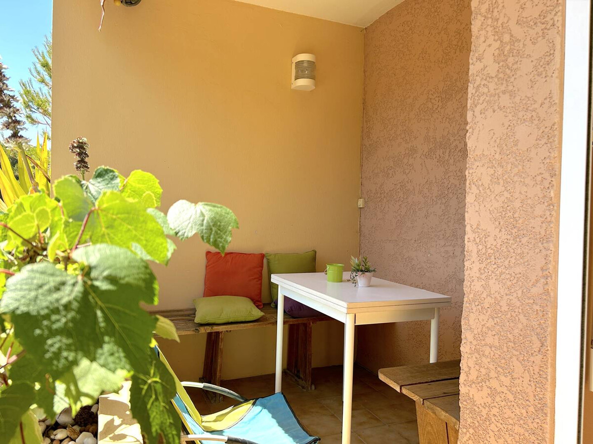 Appartement 2 pièces Bormes-les-Mimosas, balcon sud et garage - Photo 1