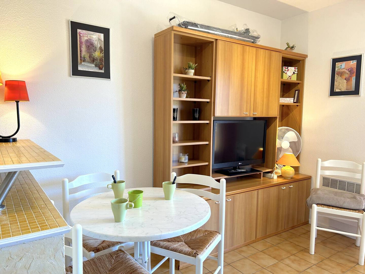 Appartement 2 pièces Bormes-les-Mimosas, balcon sud et garage - Photo 3