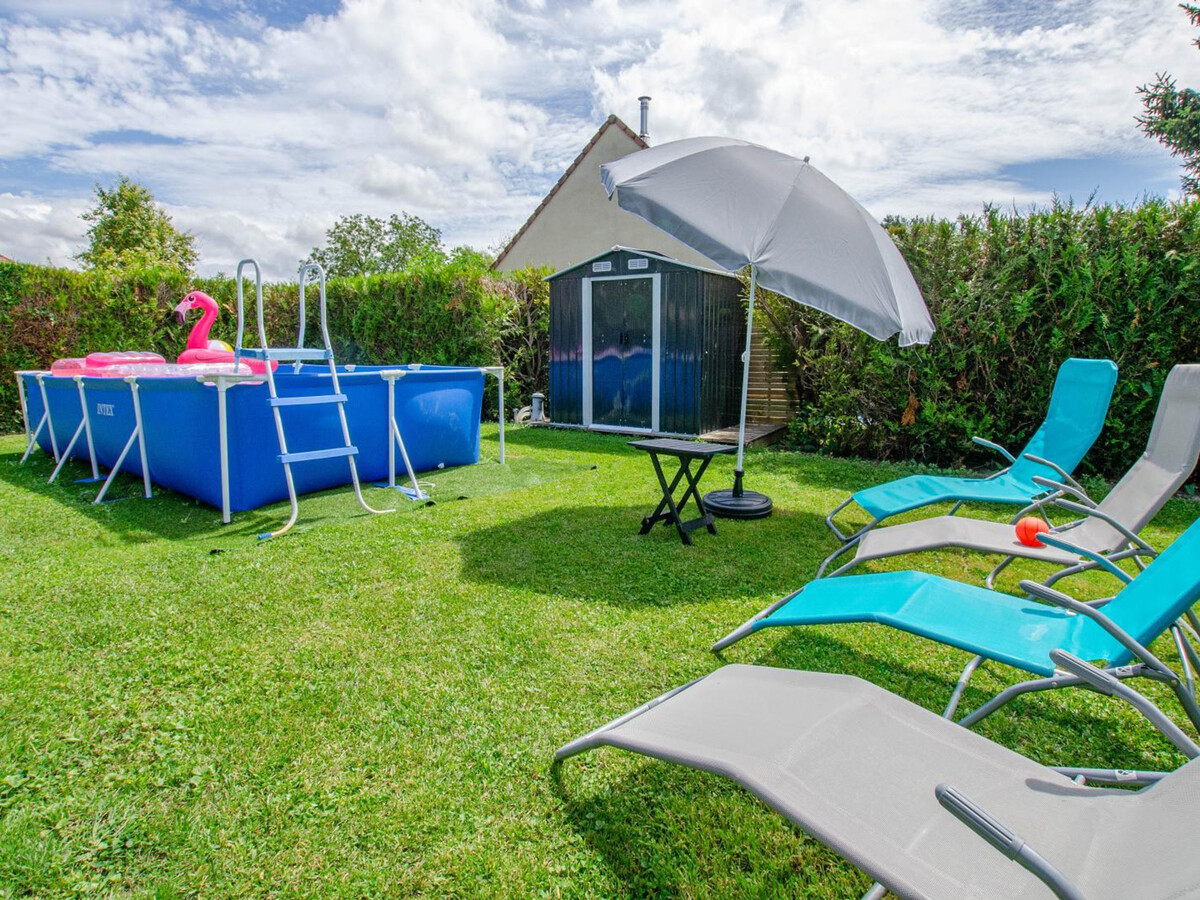 Gîte avec piscine, jeux et vélos à Fouchères - Photo 2