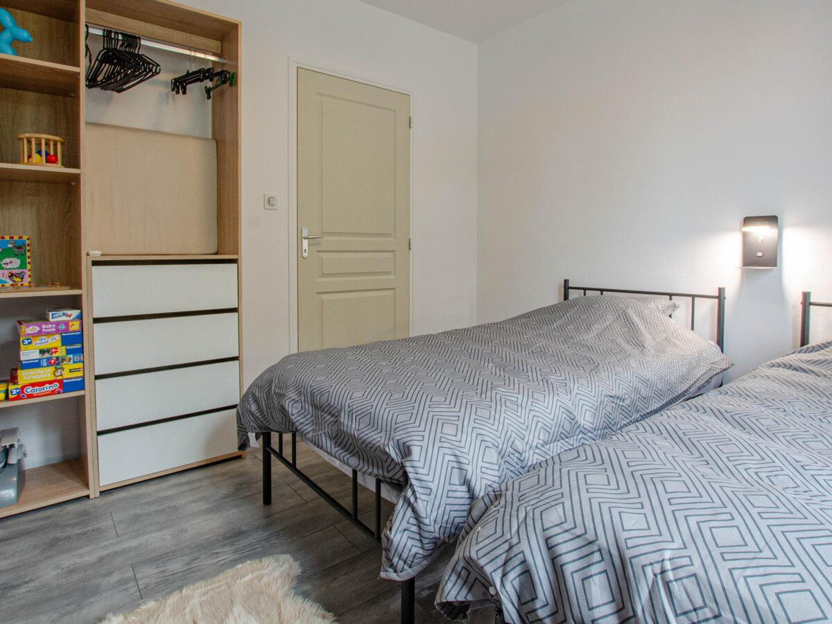 Gîte avec piscine, jeux et vélos à Fouchères - Photo 13