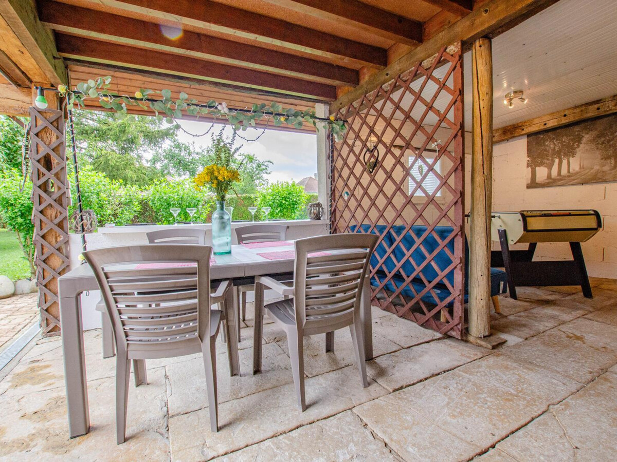Gîte avec piscine, jeux et vélos à Fouchères - Photo 19