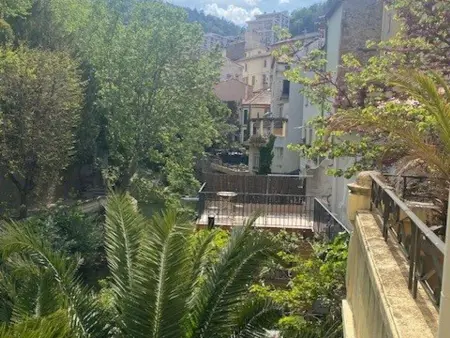 F2 balcon Sud centre-ville, 300 m des cures : photo 10