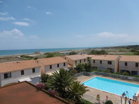 Location appartement à Le Barcarès, Beau Studio Alcôve, 4P, Piscine/Tennis, 150m Plage, Village Animé