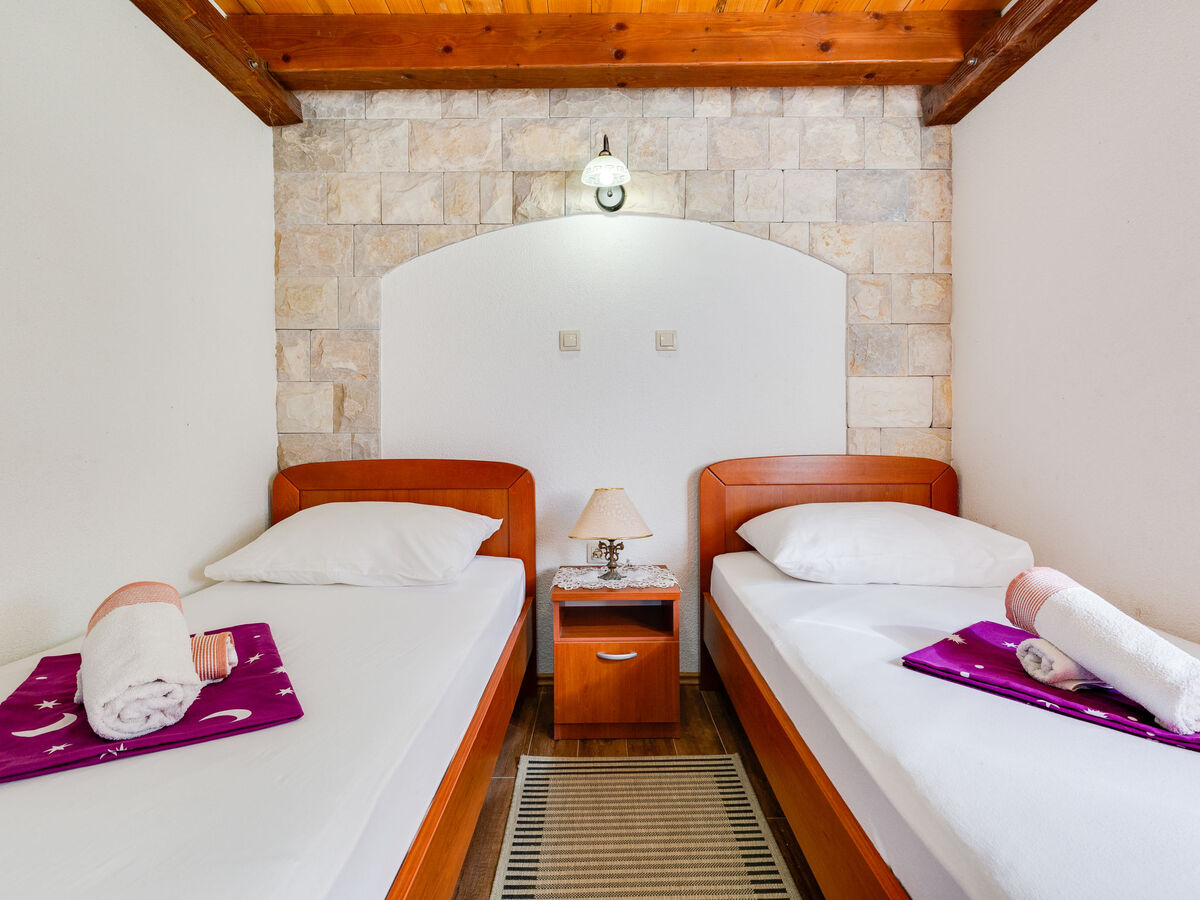 Maison Ana avec piscine privée à Pirovac - Photo 20