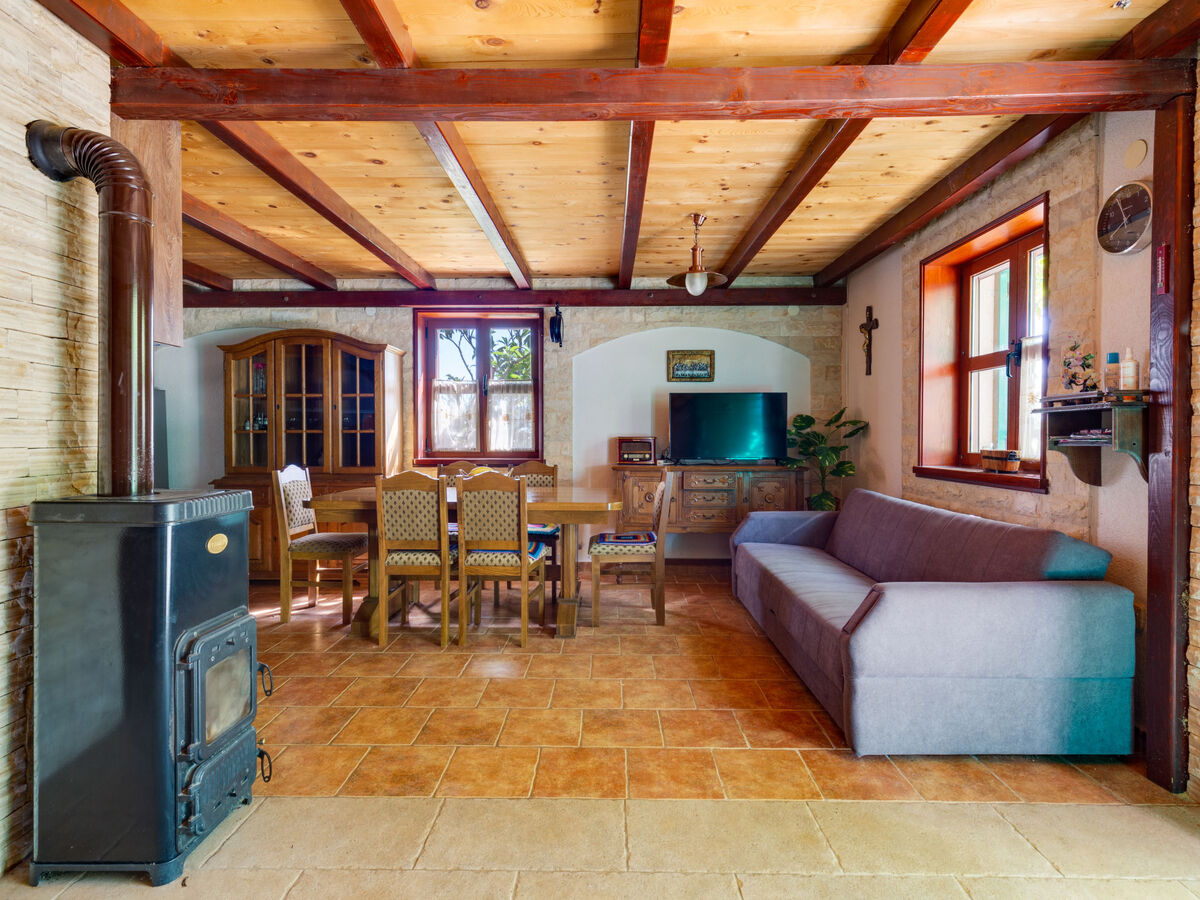 Maison Nataša avec piscine privée à Pirovac - Photo 8