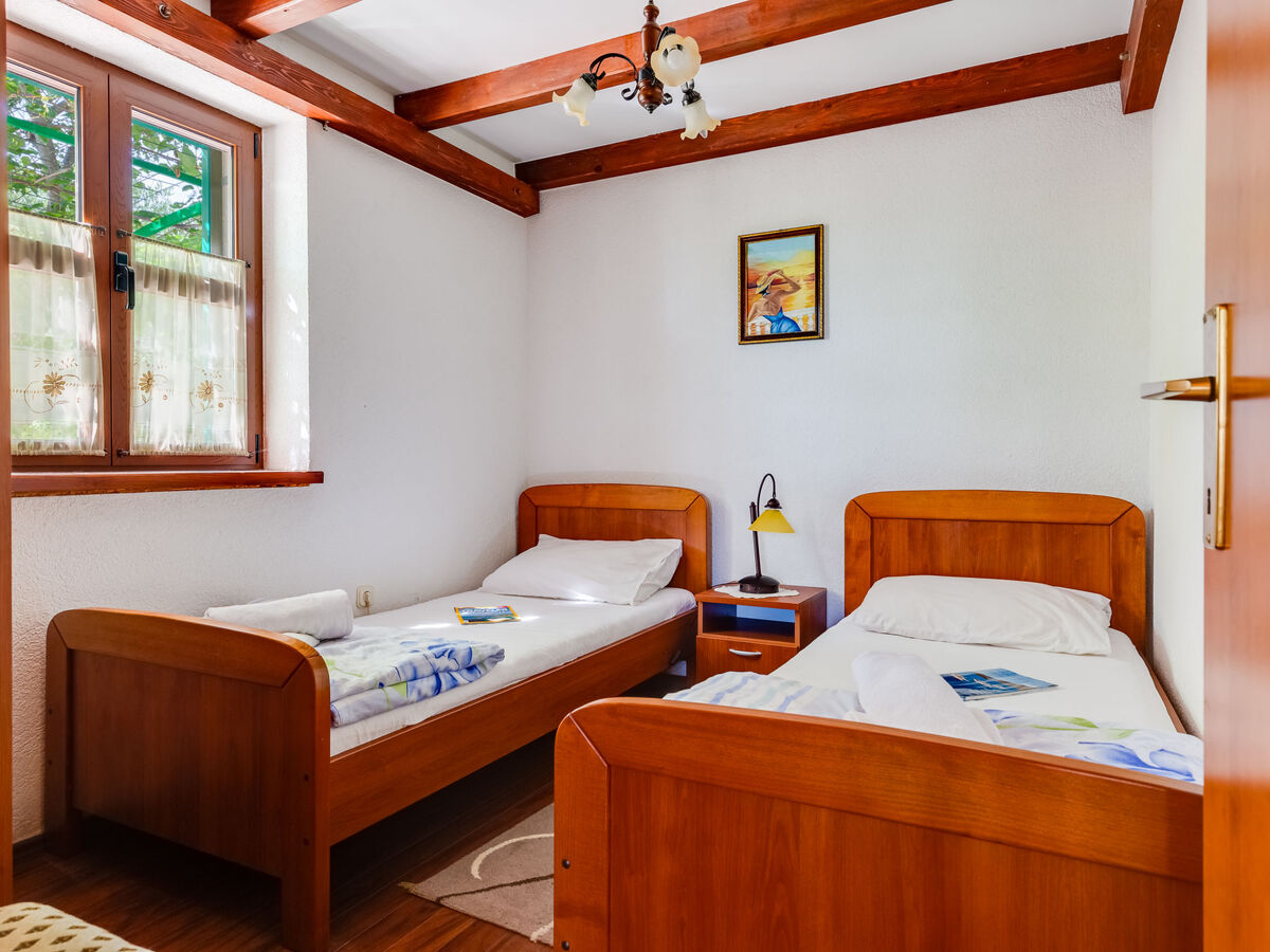 Maison Nataša avec piscine privée à Pirovac - Photo 15