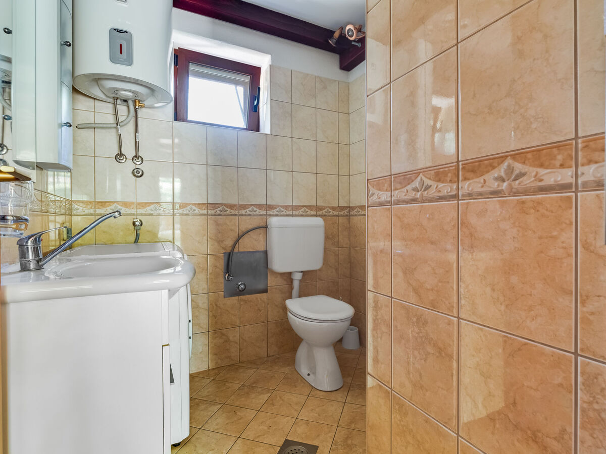 Maison Nataša avec piscine privée à Pirovac - Photo 17