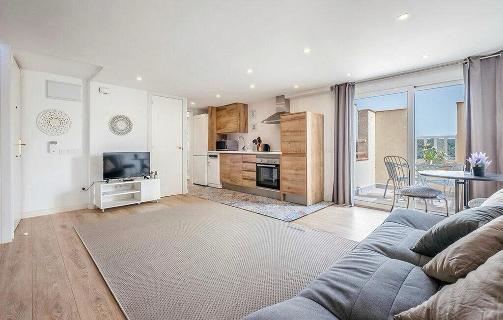 Appartement 3 personnes à Sant Pere de Ribes - Photo 3