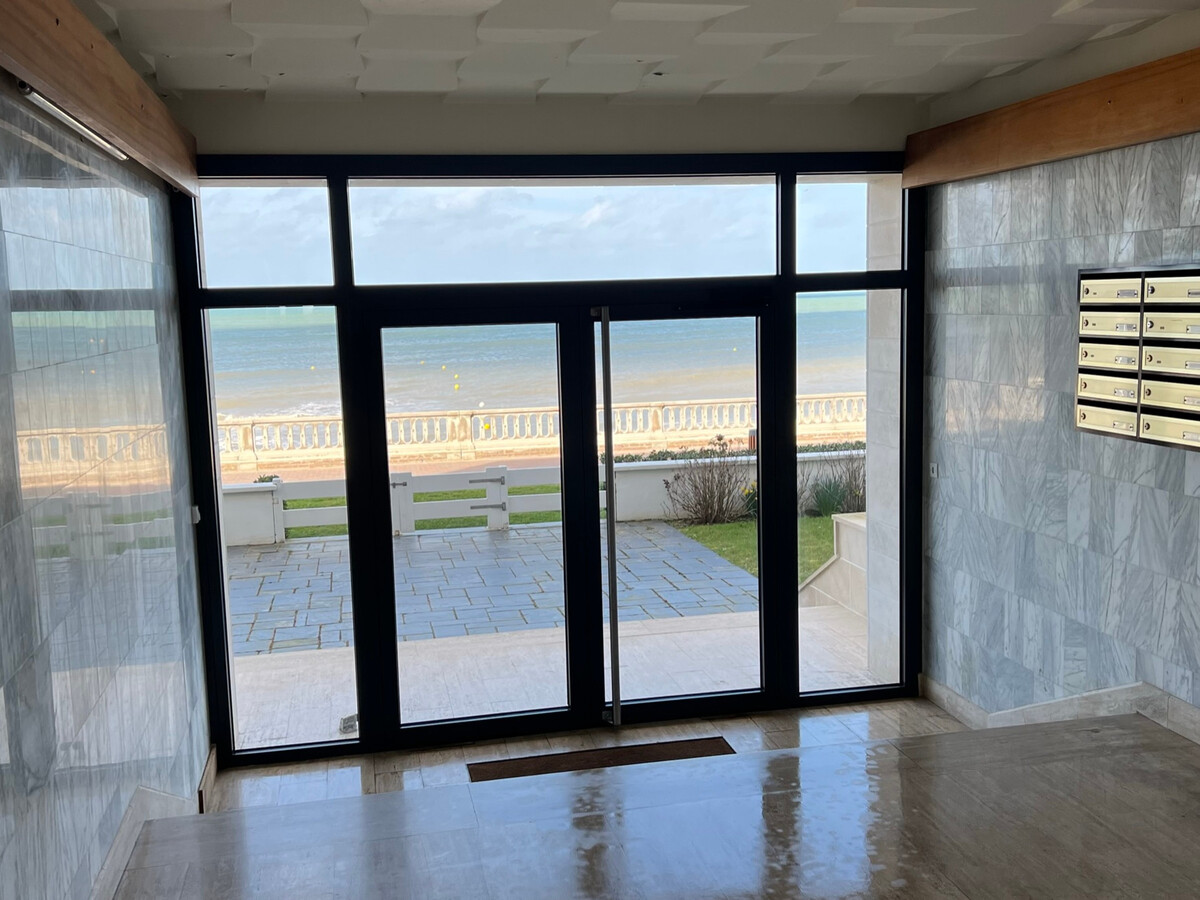 Studio 21 m² face mer à Cabourg, balcon plein sud - Photo 11
