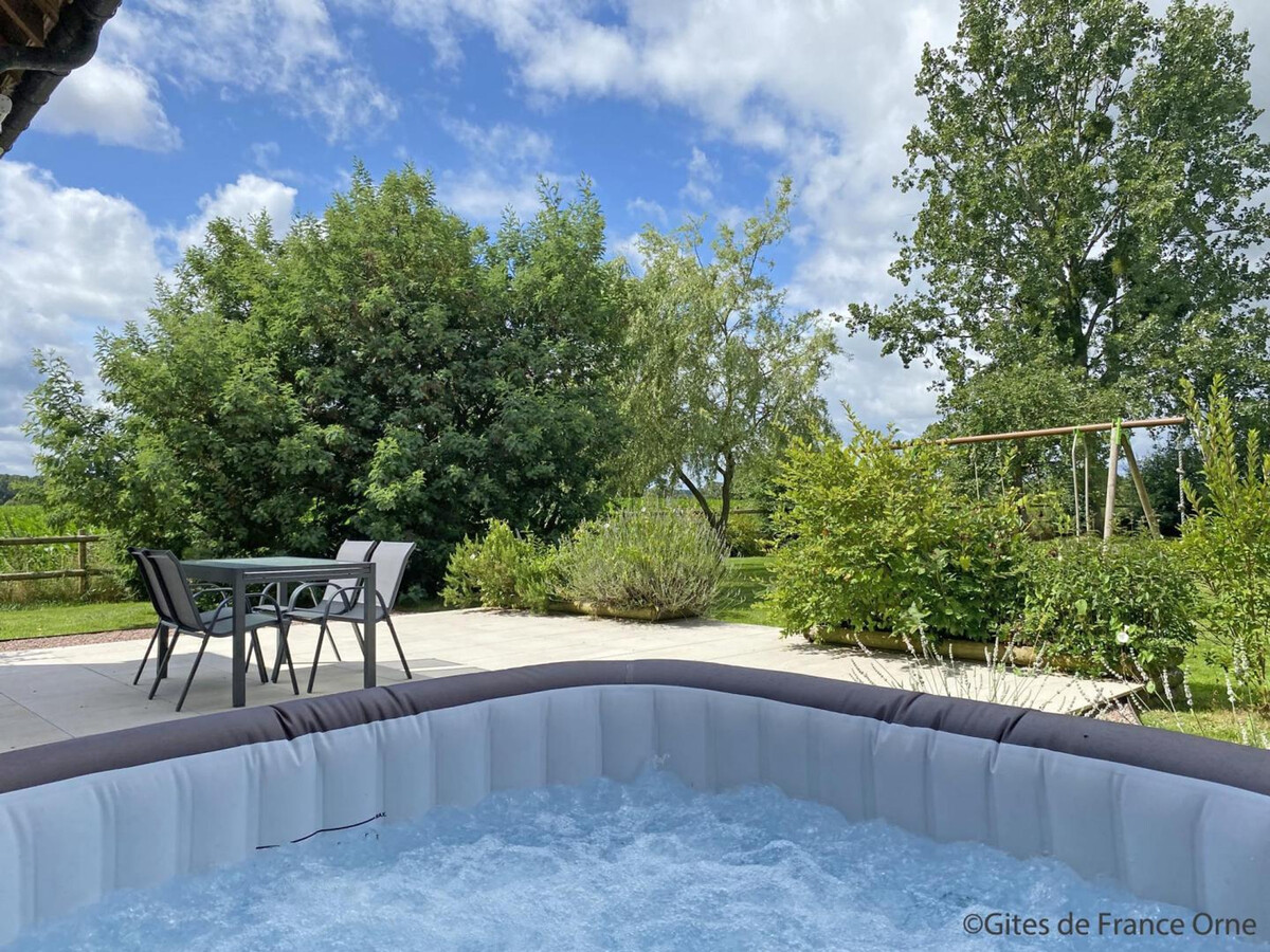 Gîte 14 pers., jardin 3300 m² et spa aux Ventes-de-Bourse - Photo 2