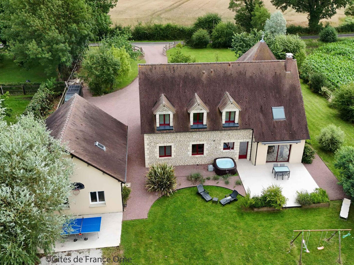 Gîte 14 pers., jardin 3300 m² et spa aux Ventes-de-Bourse - Photo 4