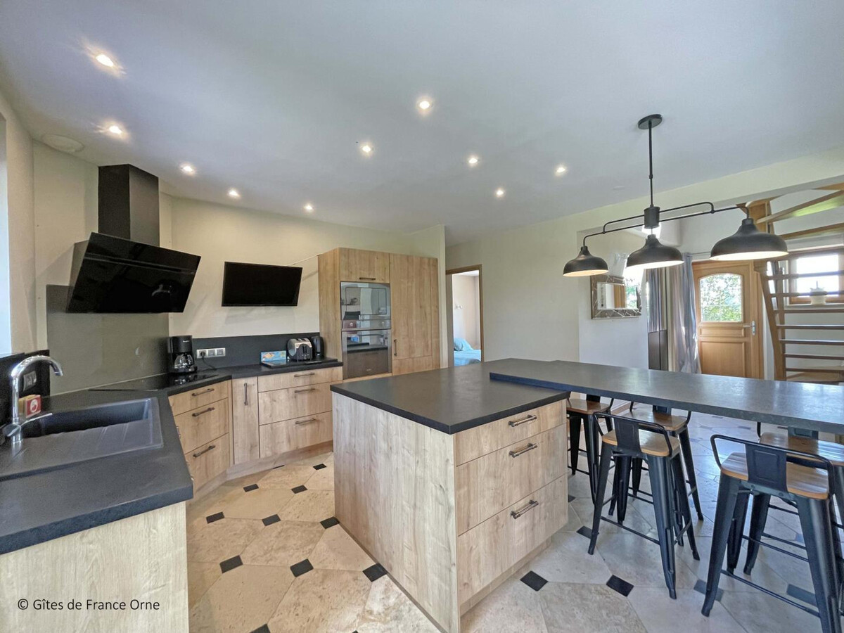 Gîte 14 pers., jardin 3300 m² et spa aux Ventes-de-Bourse - Photo 6