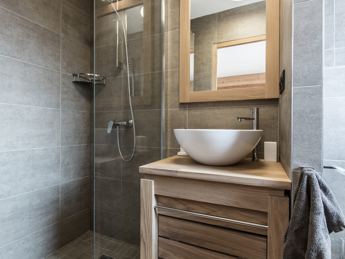 Appartement souplex 2 chambres, vue station aux Gets - Photo 5