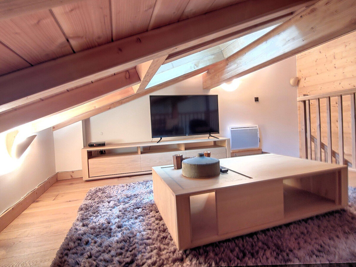 Appartement souplex 2 chambres, vue station aux Gets - Photo 10