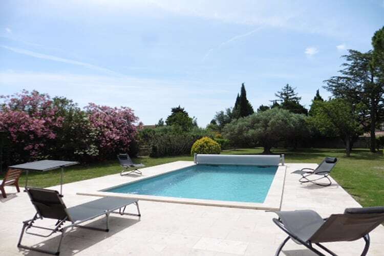 Maison rénovée 6 pers. avec piscine aux Alpilles - Photo 2