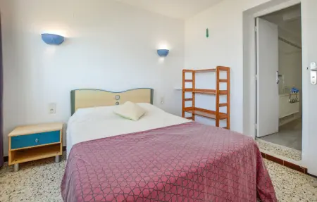 Appartement vue mer à Calvi, terrasse face à la plage : photo 15