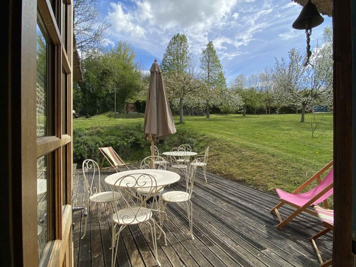 Chaumière d'Auge avec cheminée, jardin et accès forêt-jardin - Photo 28
