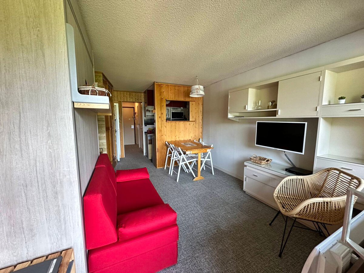 Studio cabine 27 m², balcon sud, vue montagne - Photo 1