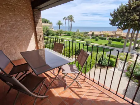 Appartement 2 pièces mezzanine, piscine et vue mer à Sainte-Maxime : photo 5
