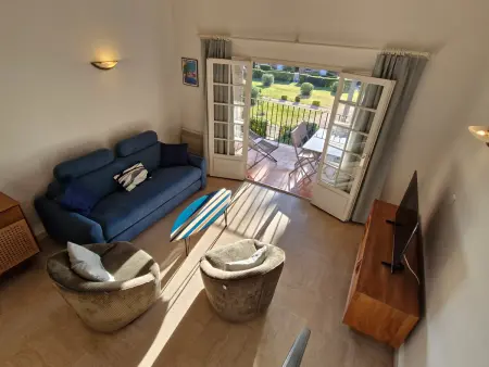 Appartement 2 pièces mezzanine, piscine et vue mer à Sainte-Maxime : photo 7