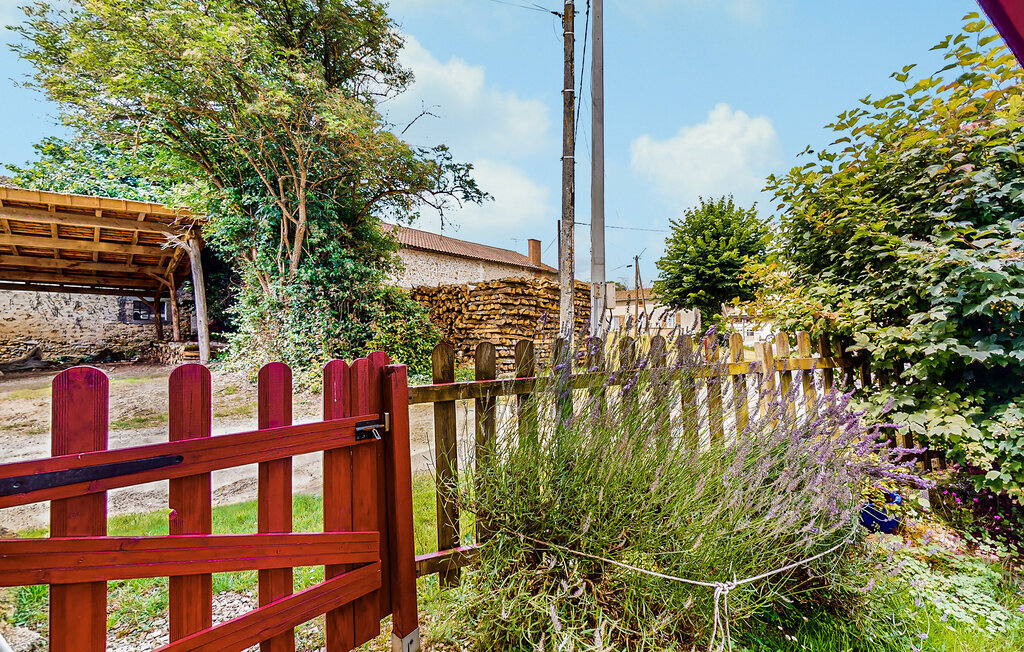Maison rustique Gîte Au Naturel à Nieuil - Photo 11