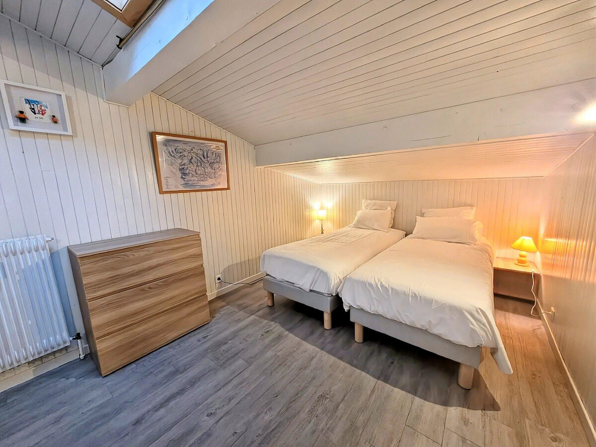 Penthouse 3 chambres aux Gets avec 2 balcons et cheminée - Photo 6