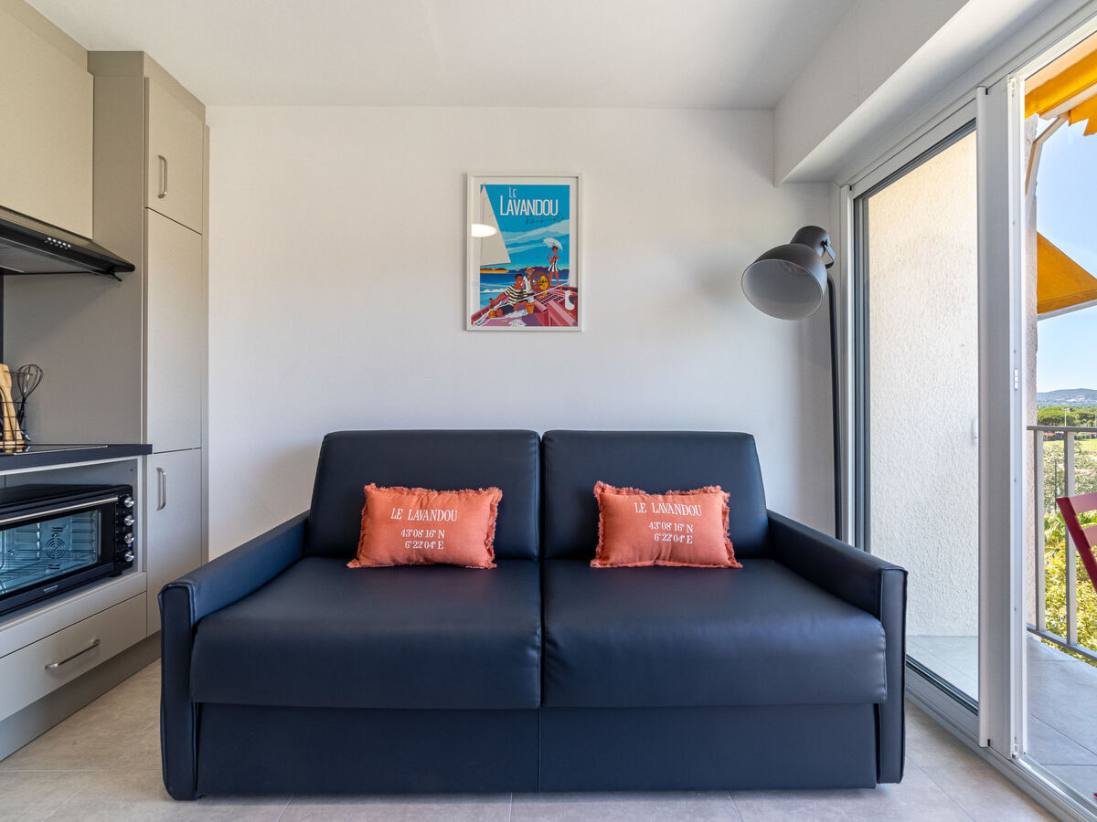 Studio 20 m² au Lavandou, 50 m de la plage - Photo 7