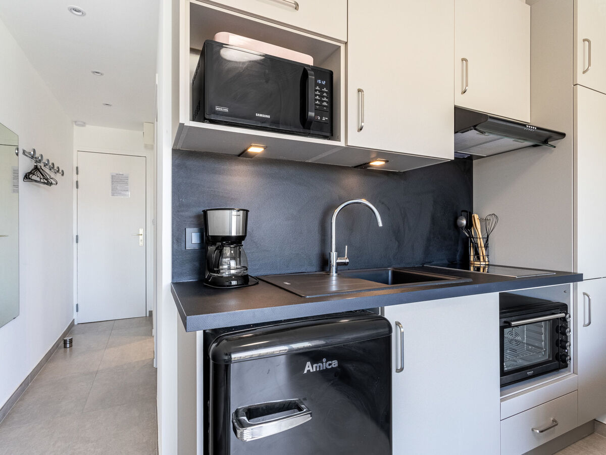Studio 20 m² au Lavandou, 50 m de la plage - Photo 10
