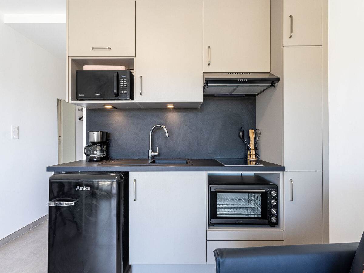Studio 20 m² au Lavandou, 50 m de la plage - Photo 11