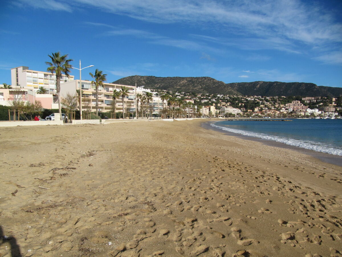 Studio 20 m² au Lavandou, 50 m de la plage - Photo 18