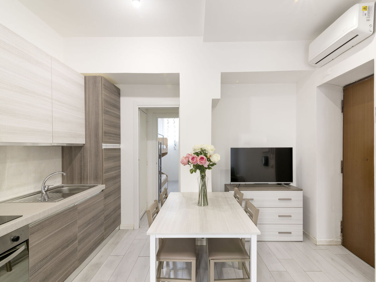 Appartement Testaccio Piramide 2 – Rome, 55 m² avec jardin - Photo 6