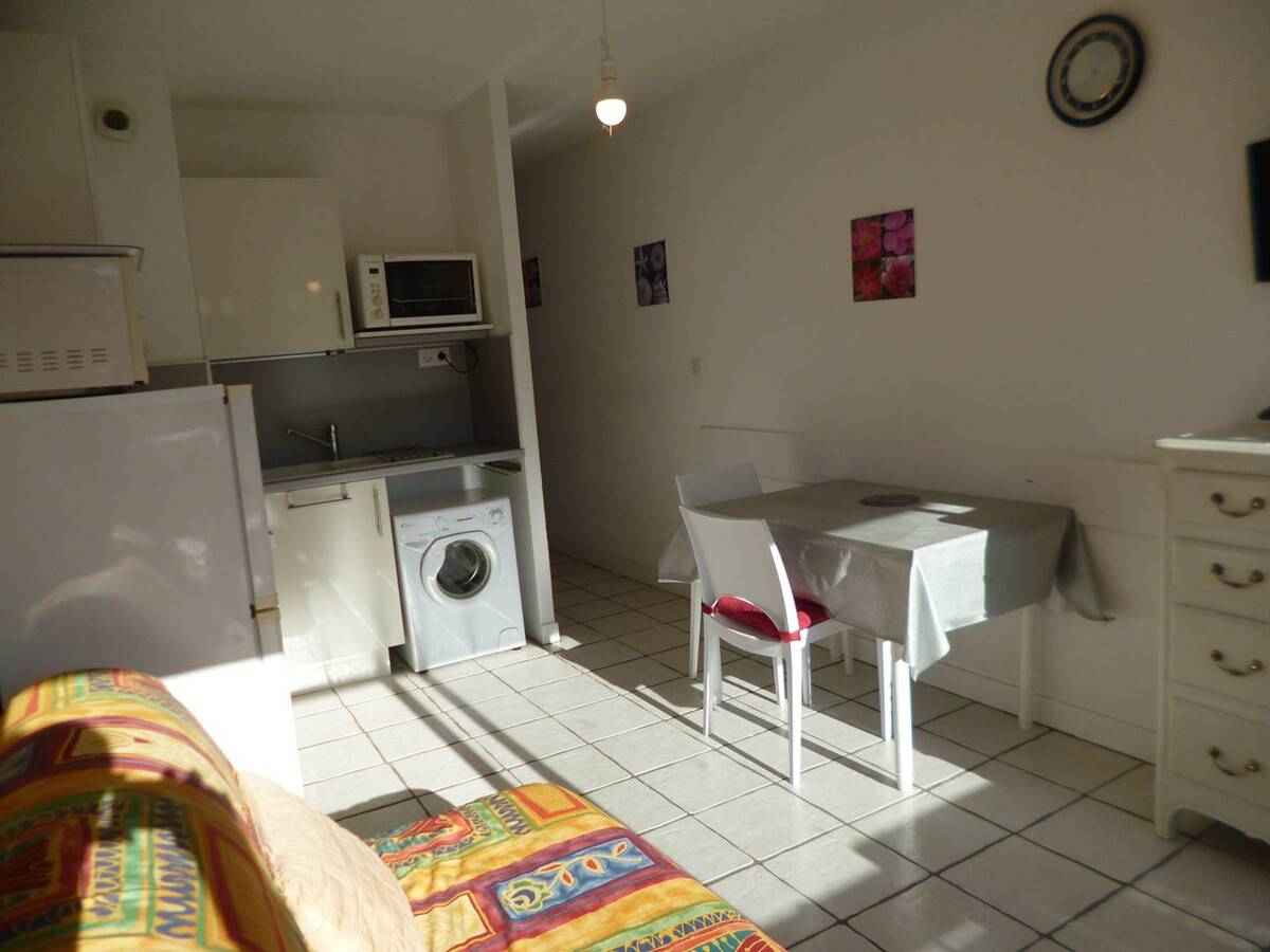 T1 climatisé avec loggia à Balaruc-les-Bains - Photo 6