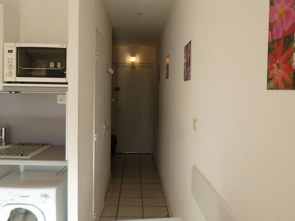T1 climatisé avec loggia à Balaruc-les-Bains - Photo 7