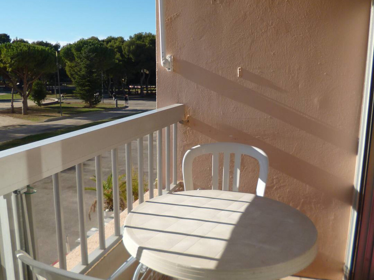 T1 climatisé avec loggia à Balaruc-les-Bains - Photo 9