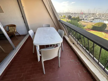Studio 4 pers. vue port, piscine et parking à Port Camargue : photo 4