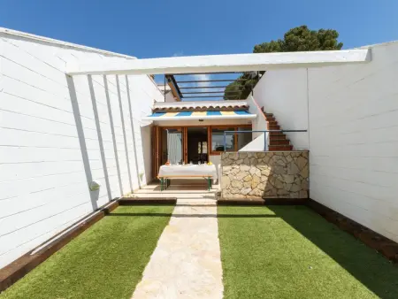 Maison Los Pinos à Playa de Aro – piscine et jardinet : photo 3