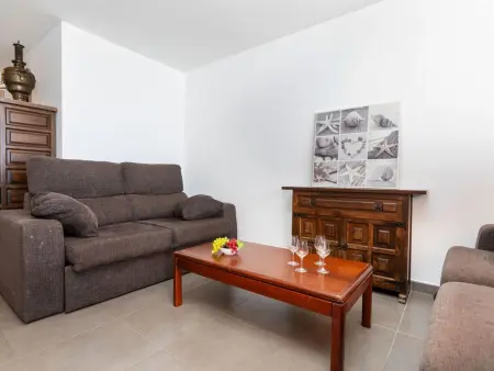 Maison Los Pinos à Playa de Aro – piscine et jardinet : photo 8